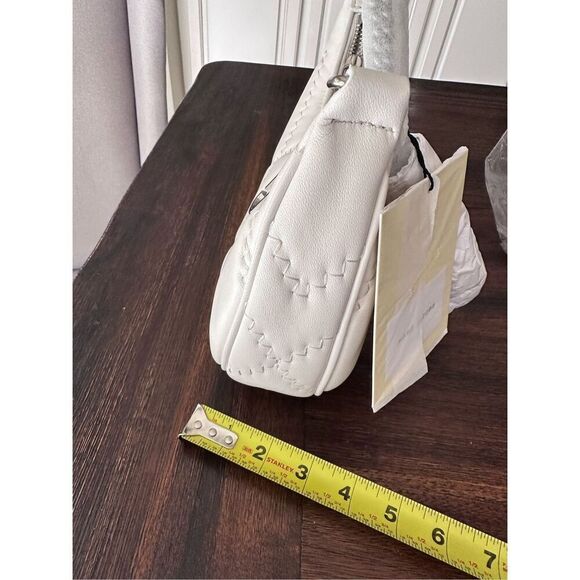 Beautiful authentic Marc Jacobs quilted curve bag in cotton - Picture 13 of 16